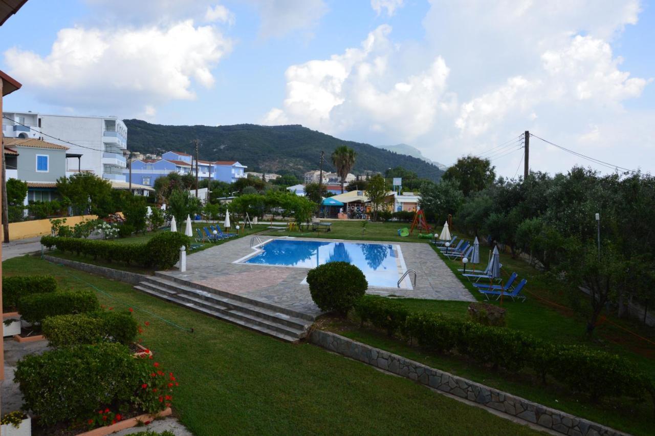 Aggelos Family Hotel Moraitika Extérieur photo
