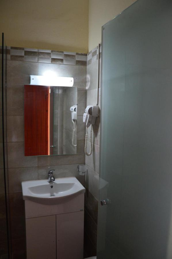 Aggelos Family Hotel Moraitika Extérieur photo