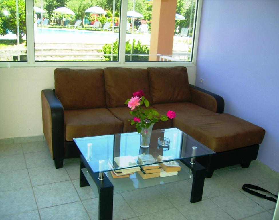 Aggelos Family Hotel Moraitika Extérieur photo