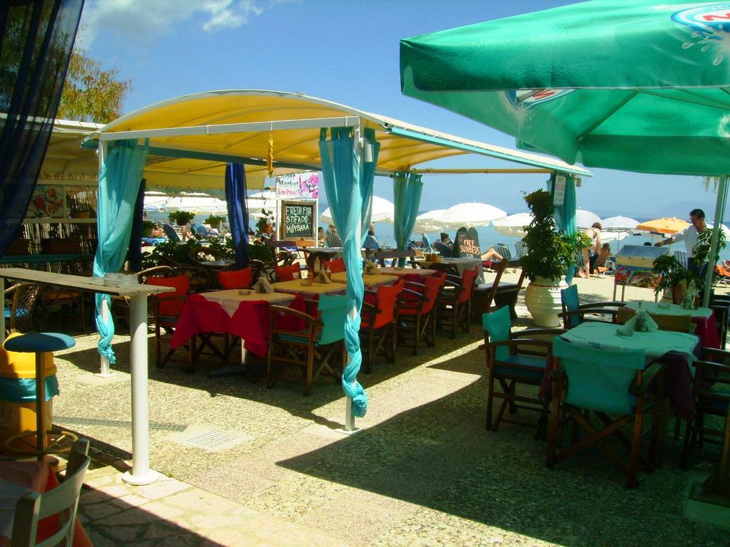 Aggelos Family Hotel Moraitika Extérieur photo