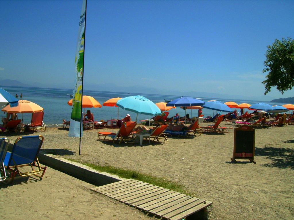 Aggelos Family Hotel Moraitika Extérieur photo