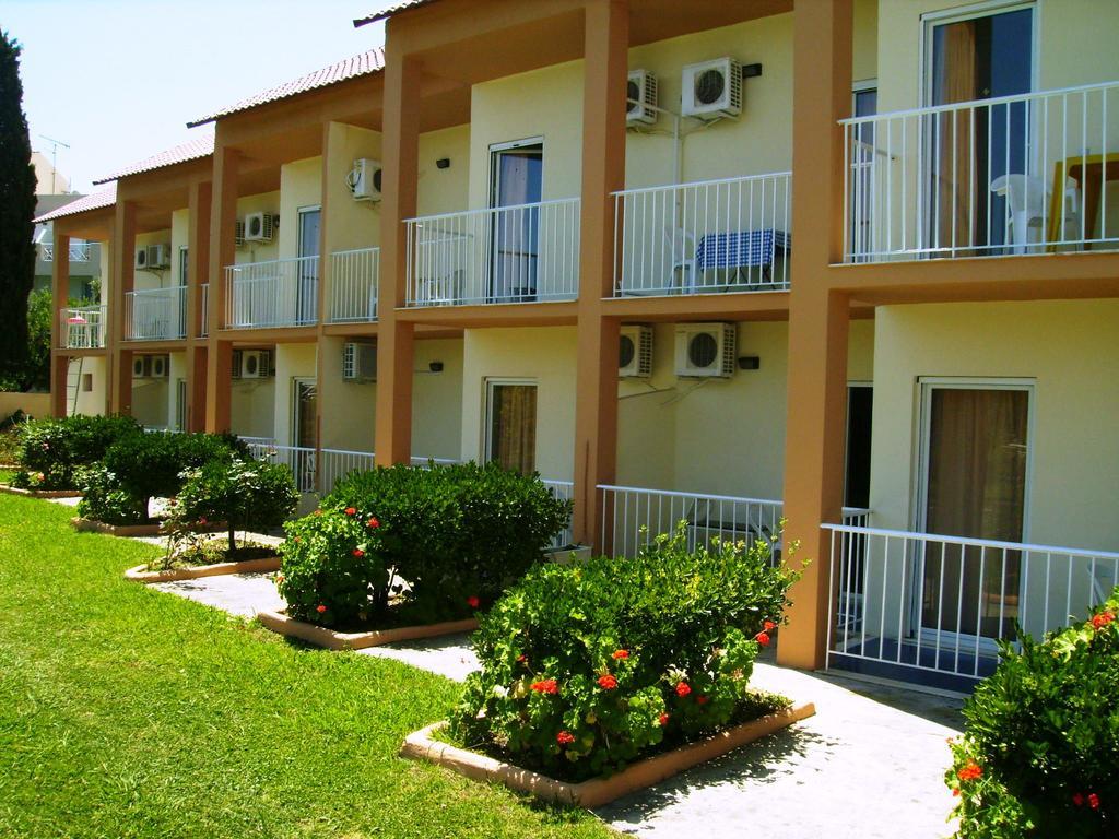Aggelos Family Hotel Moraitika Extérieur photo
