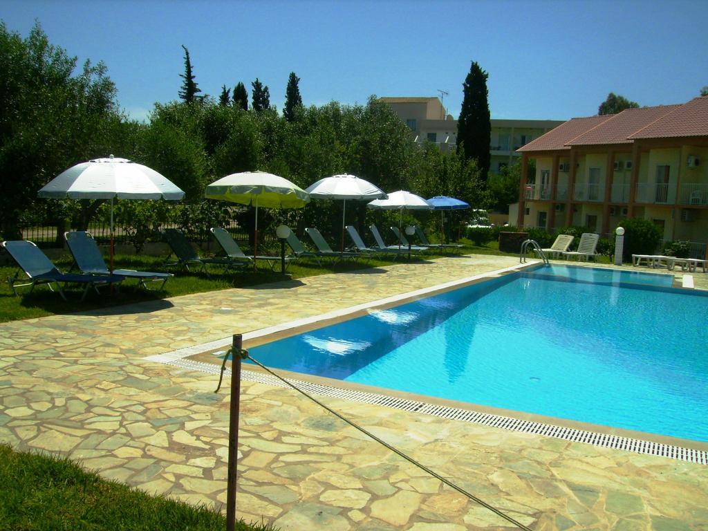Aggelos Family Hotel Moraitika Extérieur photo