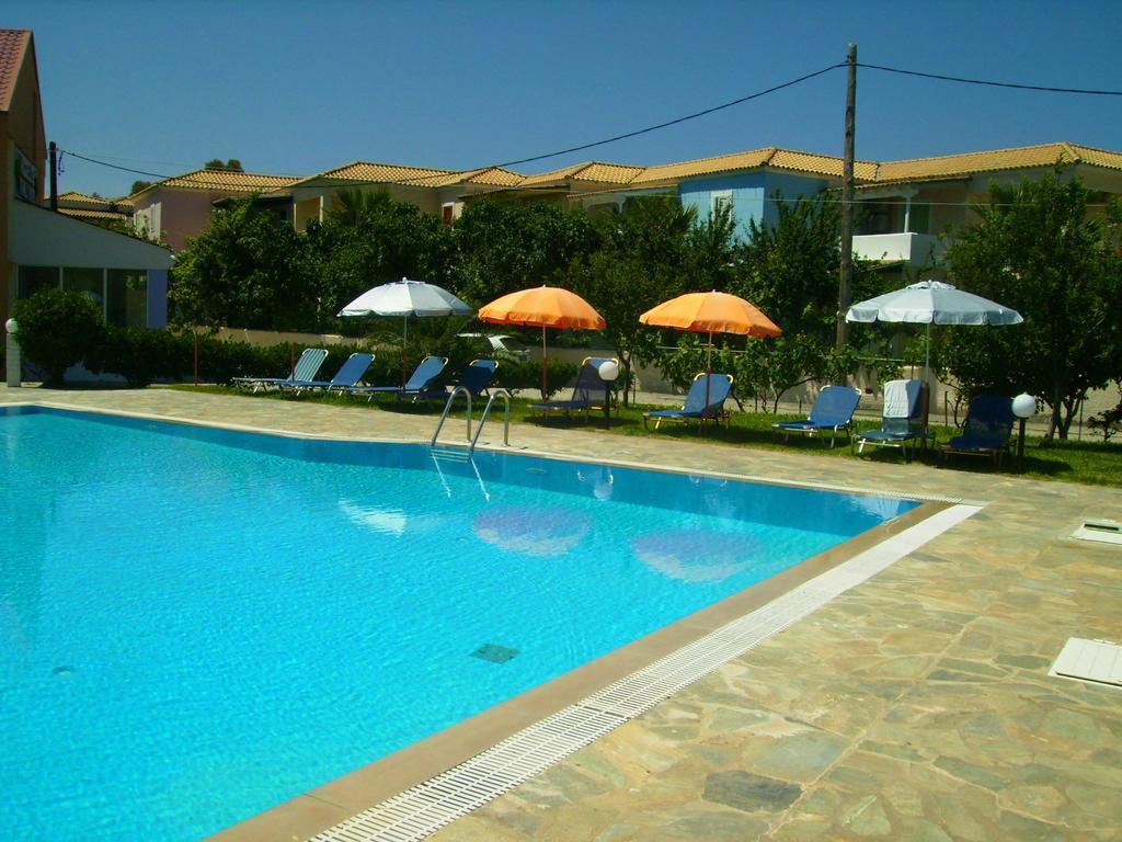 Aggelos Family Hotel Moraitika Extérieur photo