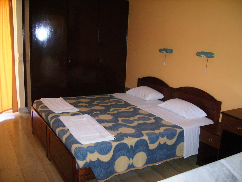 Aggelos Family Hotel Moraitika Extérieur photo