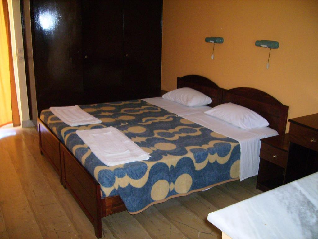 Aggelos Family Hotel Moraitika Extérieur photo