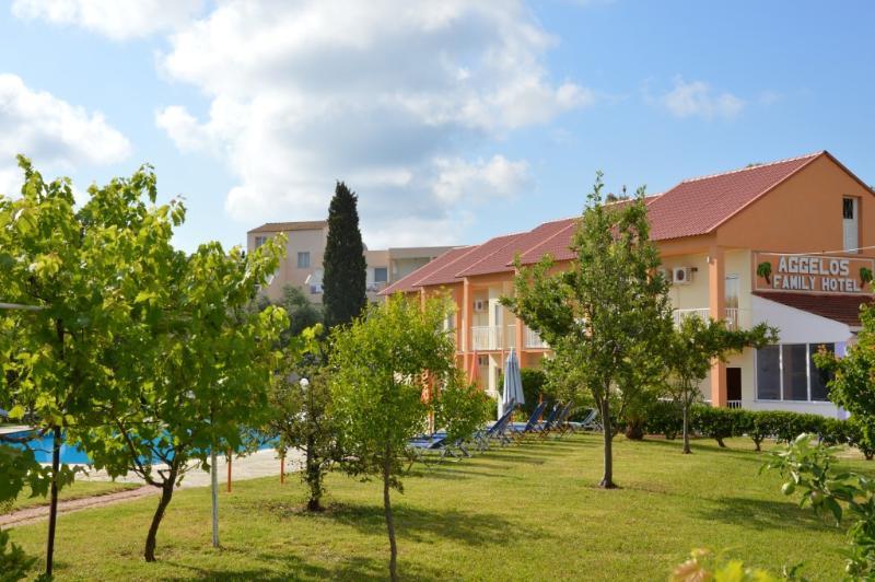 Aggelos Family Hotel Moraitika Extérieur photo