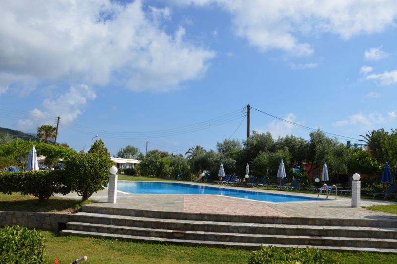 Aggelos Family Hotel Moraitika Extérieur photo